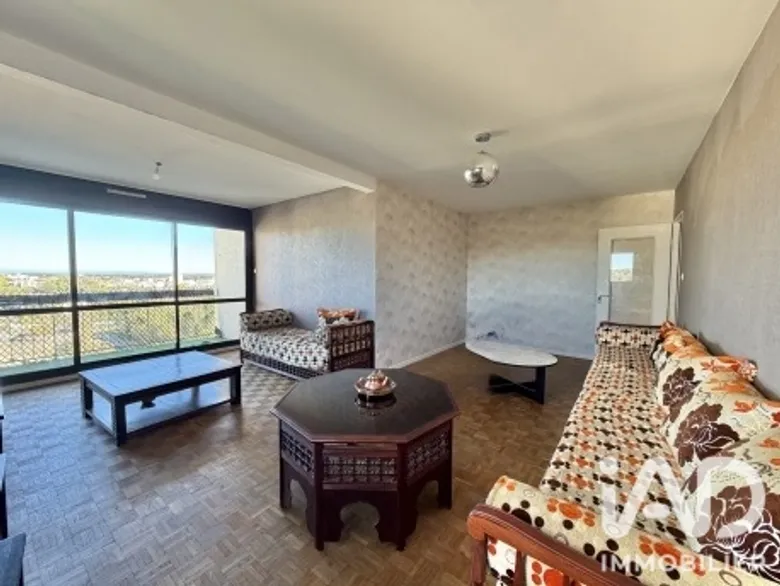 Appartement 4 pièces 94 m² · à Nîmes · 94,3 m² · 80 000 €
