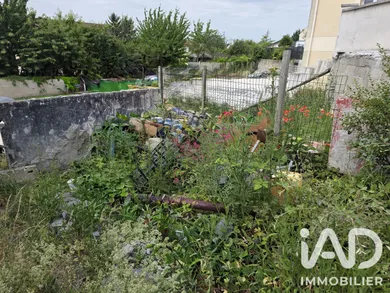 Terrain à bâtir à Pierrelaye (95480)
