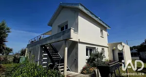 Architectural house in Trégunc (29910)