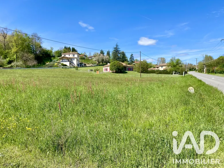 Terrain à Montchenu (26350) · 67 000 €