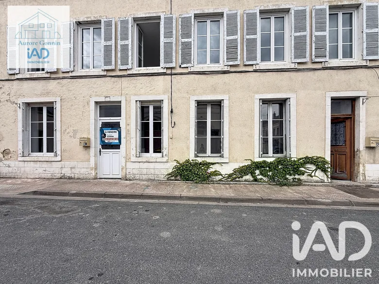 Maison 5 pièces 111 m² · à Sancoins · 111 m² · 77 500 €