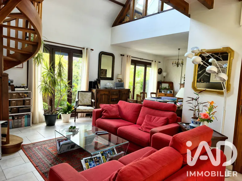 Maison 5 pièces 135 m² · à Bures-sur-Yvette · 135 m² · 639 000 €
