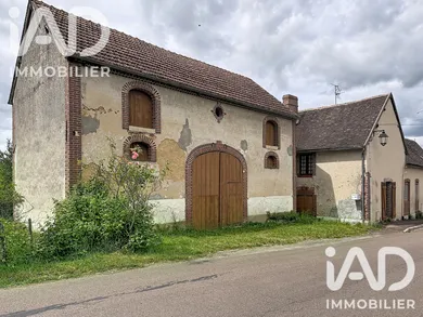 Maison de village à Grandchamp - Charny-Orée-de-Puysaye (89120)