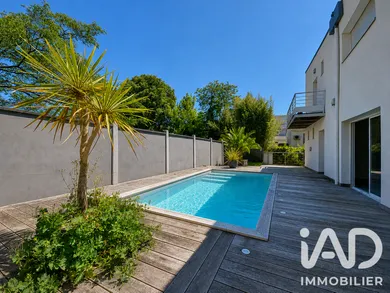 House in Bordeaux (33000)