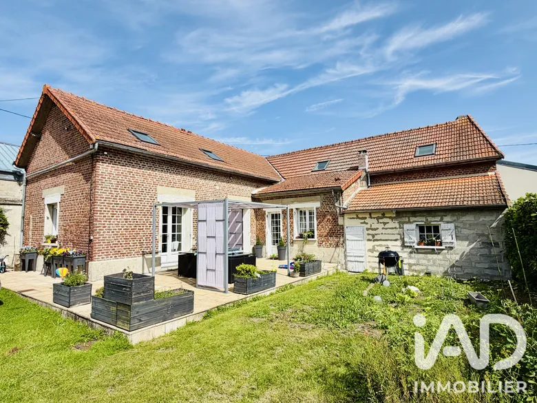 Maison 8 pièces 187 m² · à Levergies · 187 m² · 195 000 €