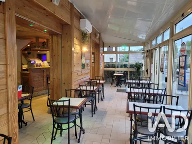 Bar, Brewery, Tobacco shop in Saint-Pierre-en-Faucigny (74800)