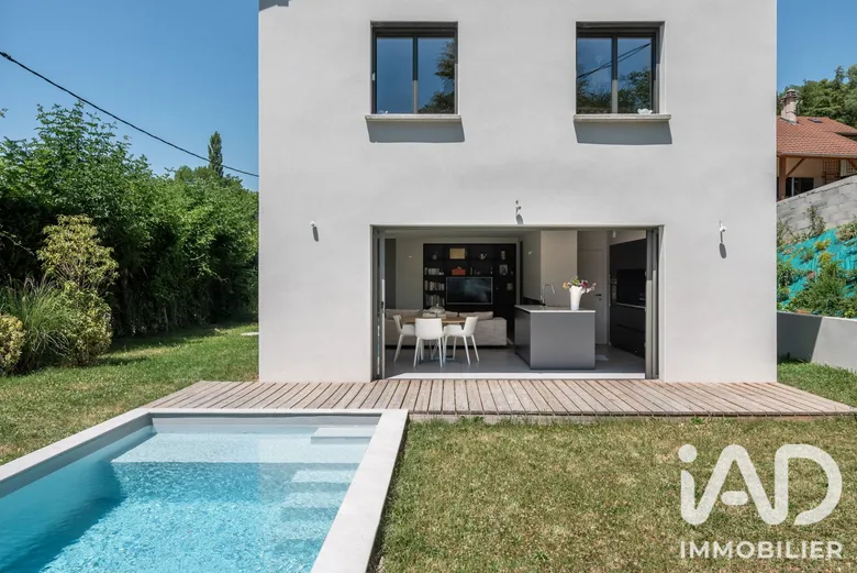 Maison 5 pièces 138 m² · à Saint-Martin-le-Vinoux · 138 m² · 685 000 €