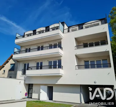 Appartement à Sainte-Geneviève-des-Bois (91700)