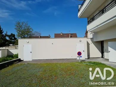 Appartement à Sainte-Geneviève-des-Bois (91700)