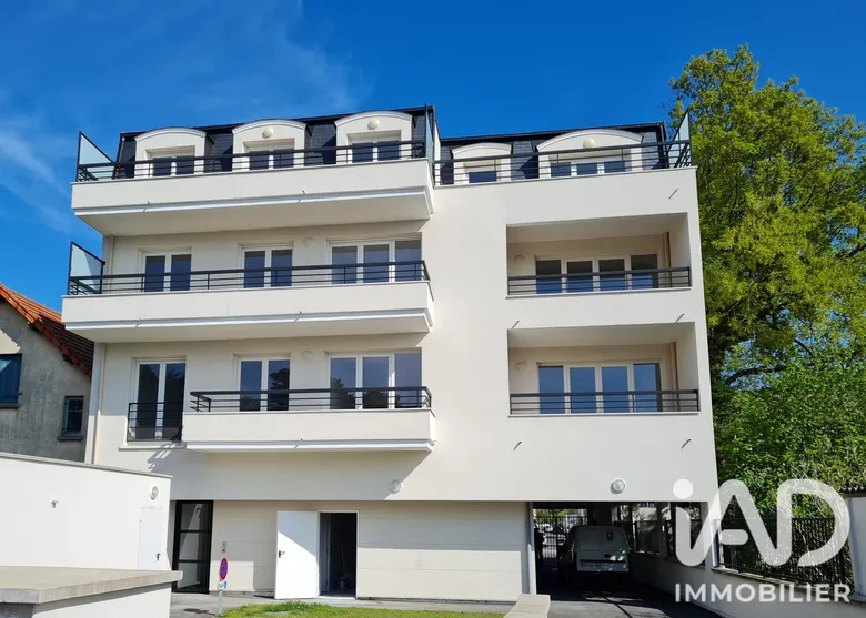 Appartement 3 pièces 79 m² · à Sainte-Geneviève-des-Bois · 79 m² · 299 000 €