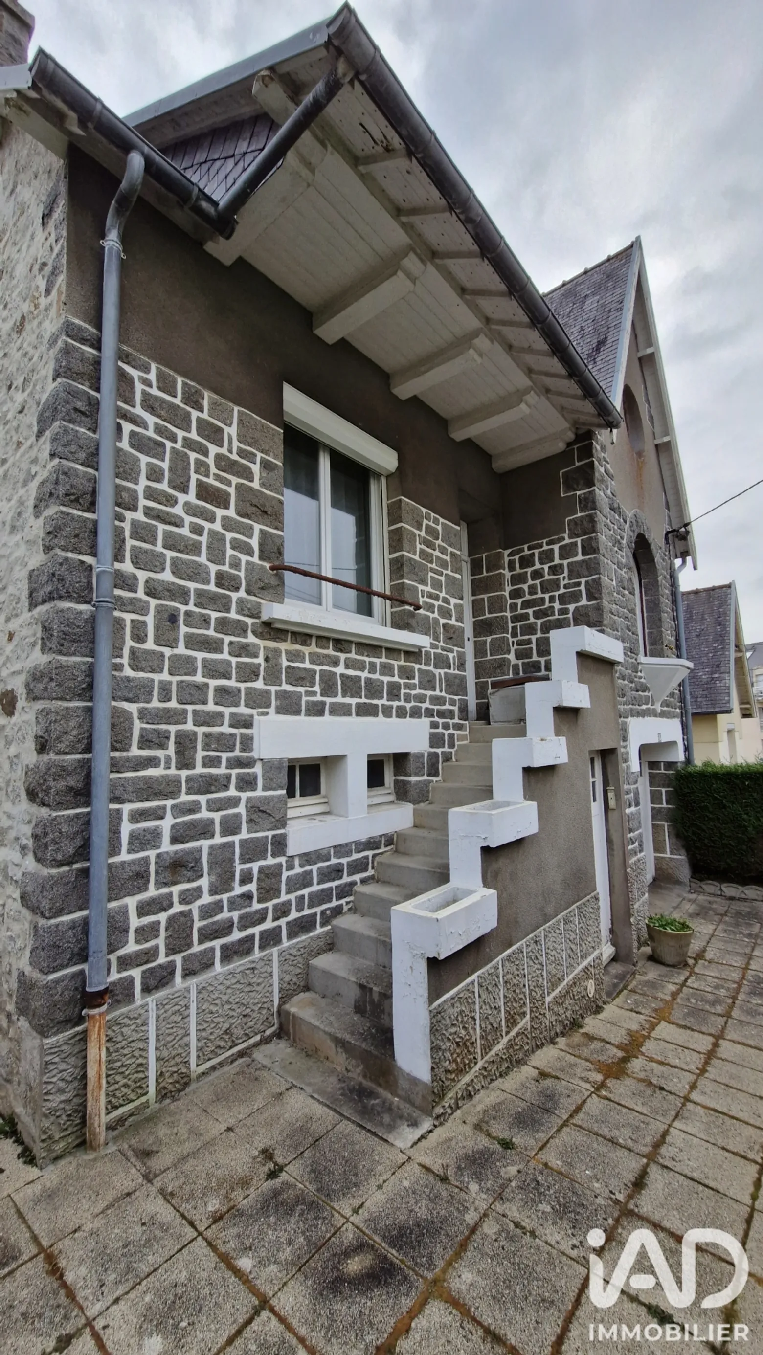 Vente maison à Saint-Brieuc (22000) : maison de ville 4 pièces 89 m² - 2054642 — 2