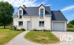 House in Gennes (49350)