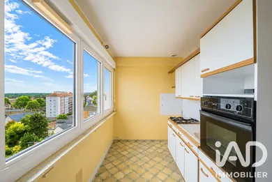 Apartment in Le Mans (72000)