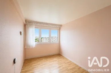 Apartment in Le Mans (72000)