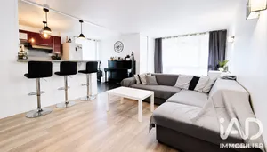 Appartement à Roissy-en-Brie (77680)