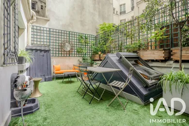 Apartment in Paris (75007)
