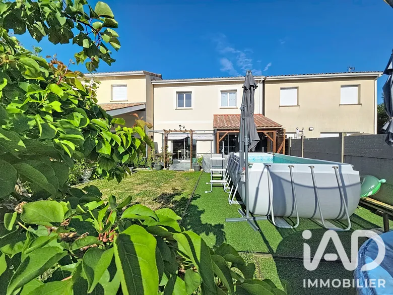 Maison 4 pièces 106 m² · à Cussac-Fort-Médoc · 106 m² · 238 000 €