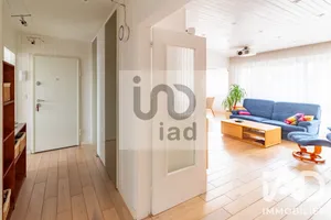 Apartment in Le Pecq (78230)