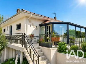 Townhouse in Le Taillan-Médoc (33320)