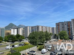 Appartement à Grenoble (38100)