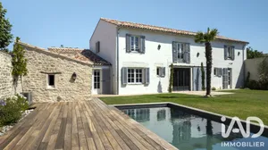 Domain in La Flotte (17630)