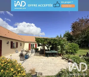 Maison traditionnelle à Pont-sur-Yonne (89140)