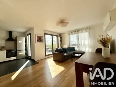 Apartment in Colombes (92700)