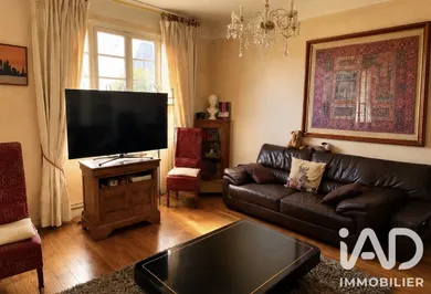 Apartment in Bourg-la-Reine (92340)