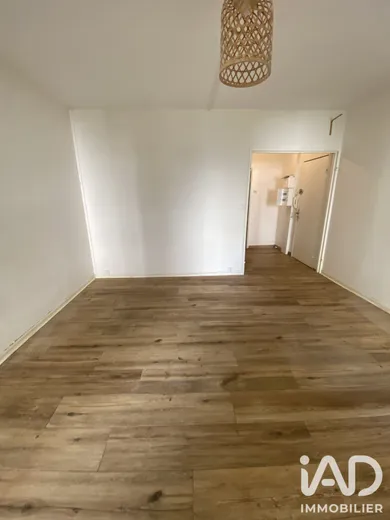 Apartment in Avon (77210)