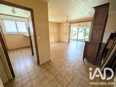 Appartement à Saint-Cyr-sur-Loire (37540)