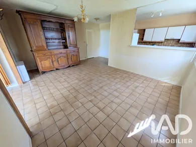 Appartement à Saint-Cyr-sur-Loire (37540)