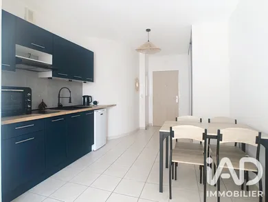 Apartment in Nantes (44100)