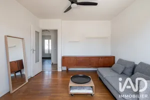 Apartment in Grenoble (38100)