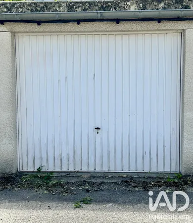 Garage à Bordeaux (33300)