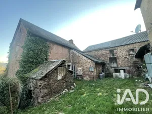 Grange à Saint-Laurent-d'Olt (12560)
