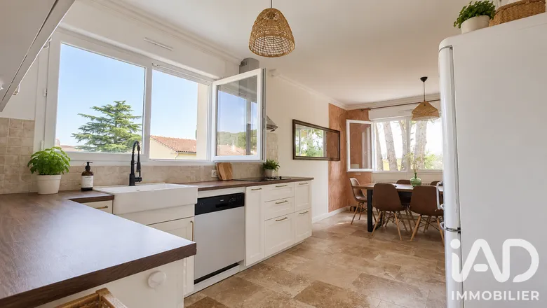 Maison 5 pièces 140 m² · à Bagnols-sur-Cèze · 140 m² · 350 000 €