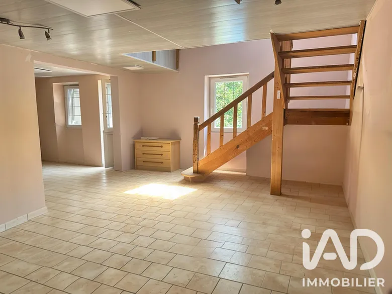 Maison 5 pièces 136 m² · à Tiercé · 136 m² · 218 850 €