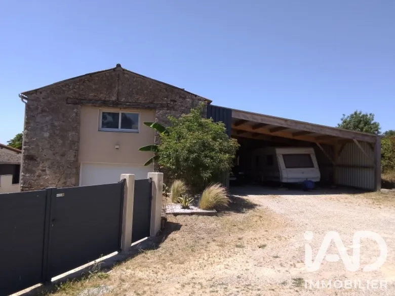 Maison 6 pièces 174 m² · à Saint Etienne du Bois · 174 m² · 314 000 €