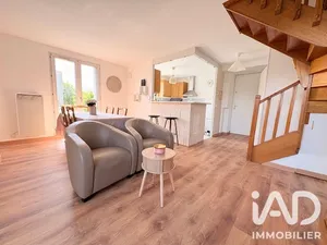 Duplex in Montigny-le-Bretonneux (78180)