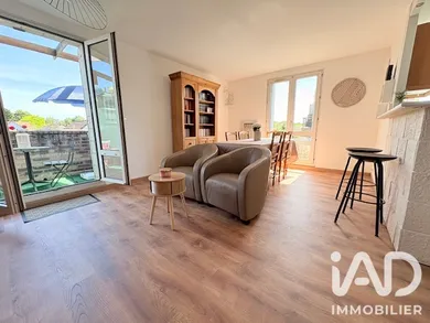 Duplex in Montigny-le-Bretonneux (78180)