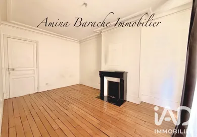 Apartment in Paris (75010)