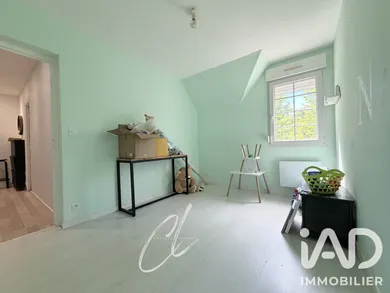 Apartment in Saint-Valérien (89150)