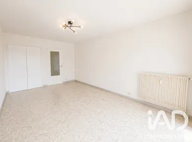 Apartment in Mandelieu-la-Napoule (06210)