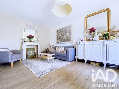 Appartement à Versailles (78000)