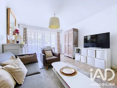Appartement à Versailles (78000)