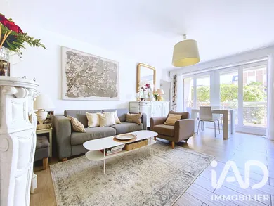 Appartement à Versailles (78000)