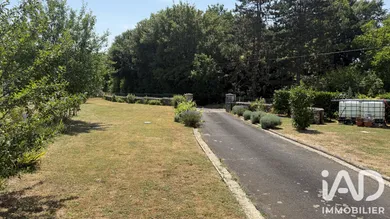 Maison de campagne à Celle-Lévescault (86600)