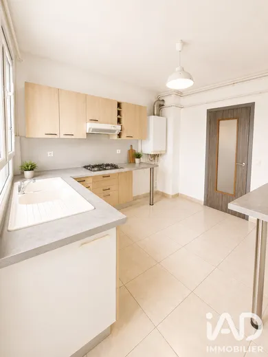 Appartement à Tours (37100)
