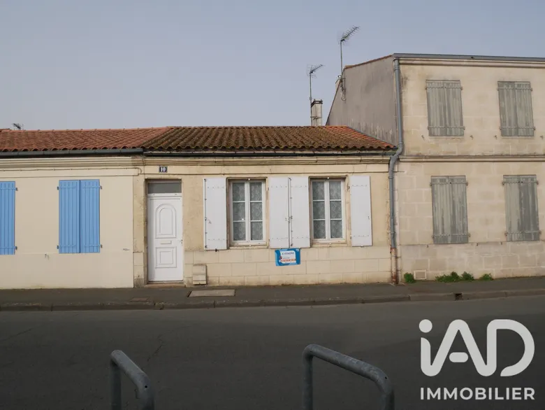 Maison 4 pièces 106 m² · à Rochefort · 106 m² · 147 000 €