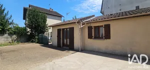 Building in Livry-Gargan (93190)